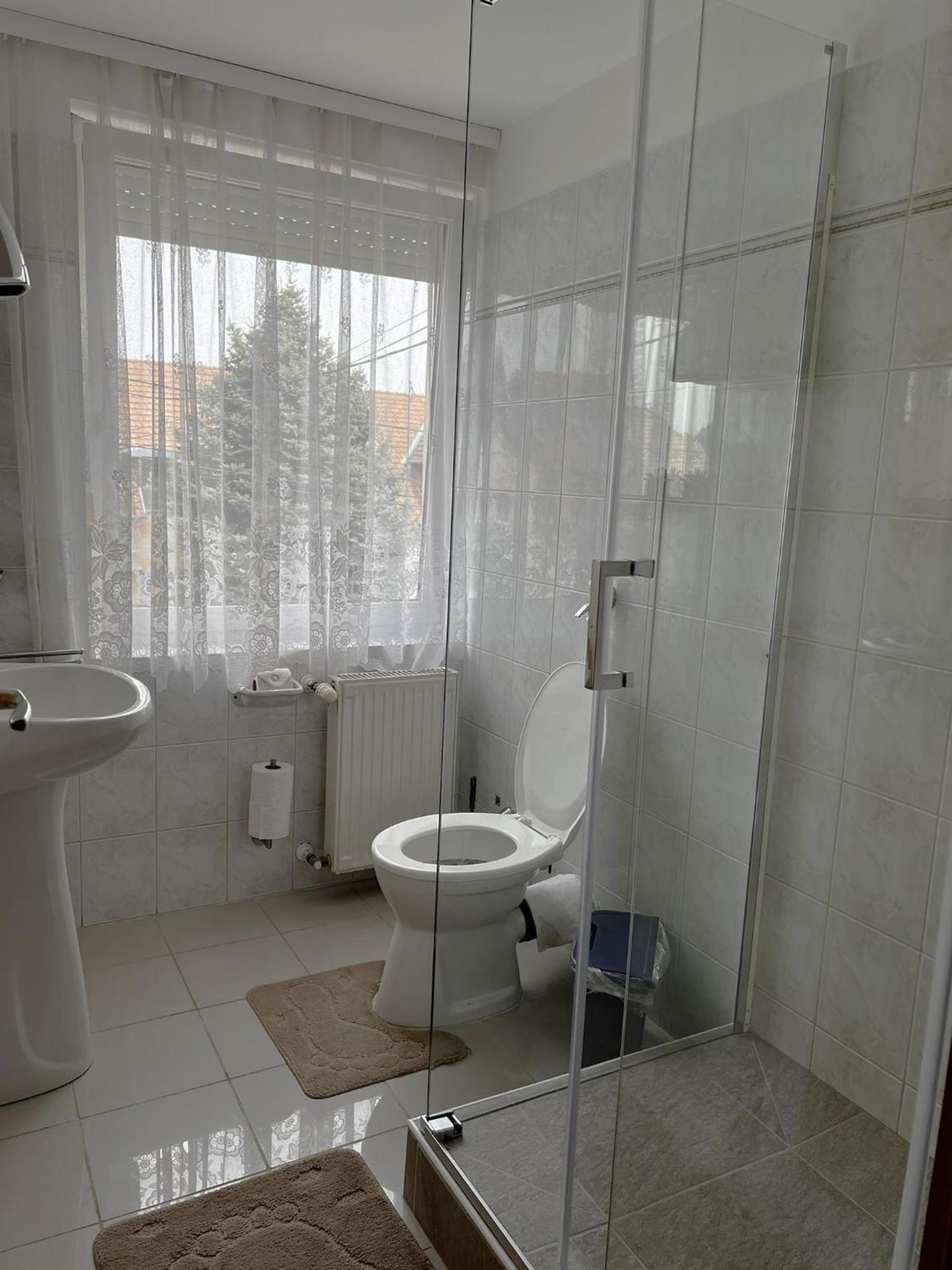 Apartment Revesz Harkany Ngoại thất bức ảnh